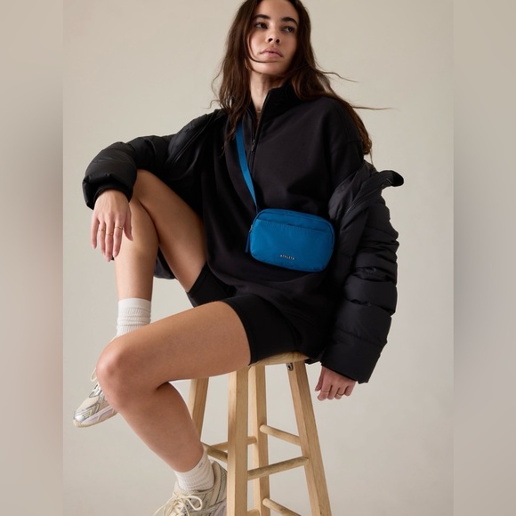 Athleta Forever Fleece 1/4 Zip Sweatshirt // Black - Picture 3 of 13